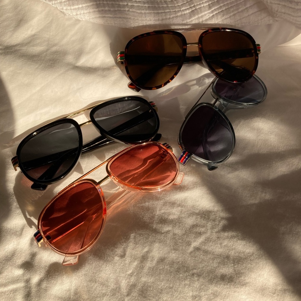 Aviator gold rim Sunglasses